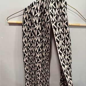 Black and White Patterned Women's Pants